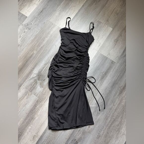 Princess Polly Ruched Slit Dress Black Party 4 US Stretchy - Picture 9 of 12